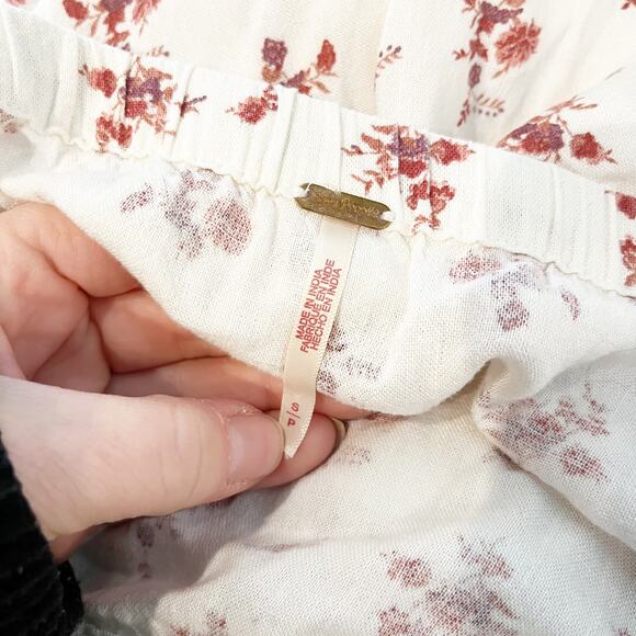 Free People Floral Maxi Skirt - White and Pink - Picture 3 of 10